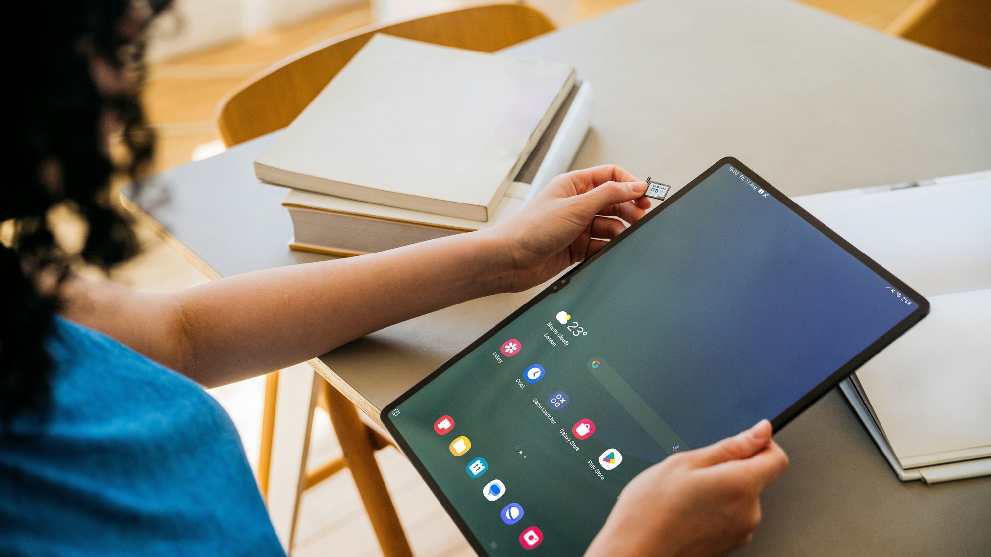 samsung-memory-o9zgEmlbqBY-unsplash_small